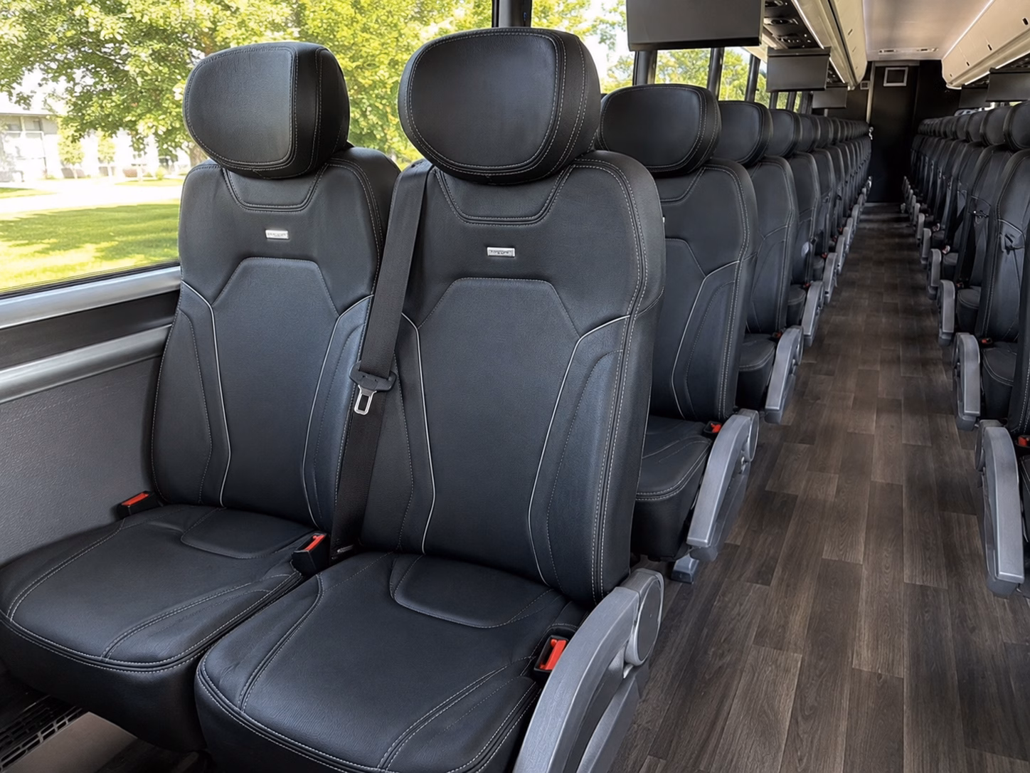 how the distance and duration of your trip affect charter bus rates in mobile