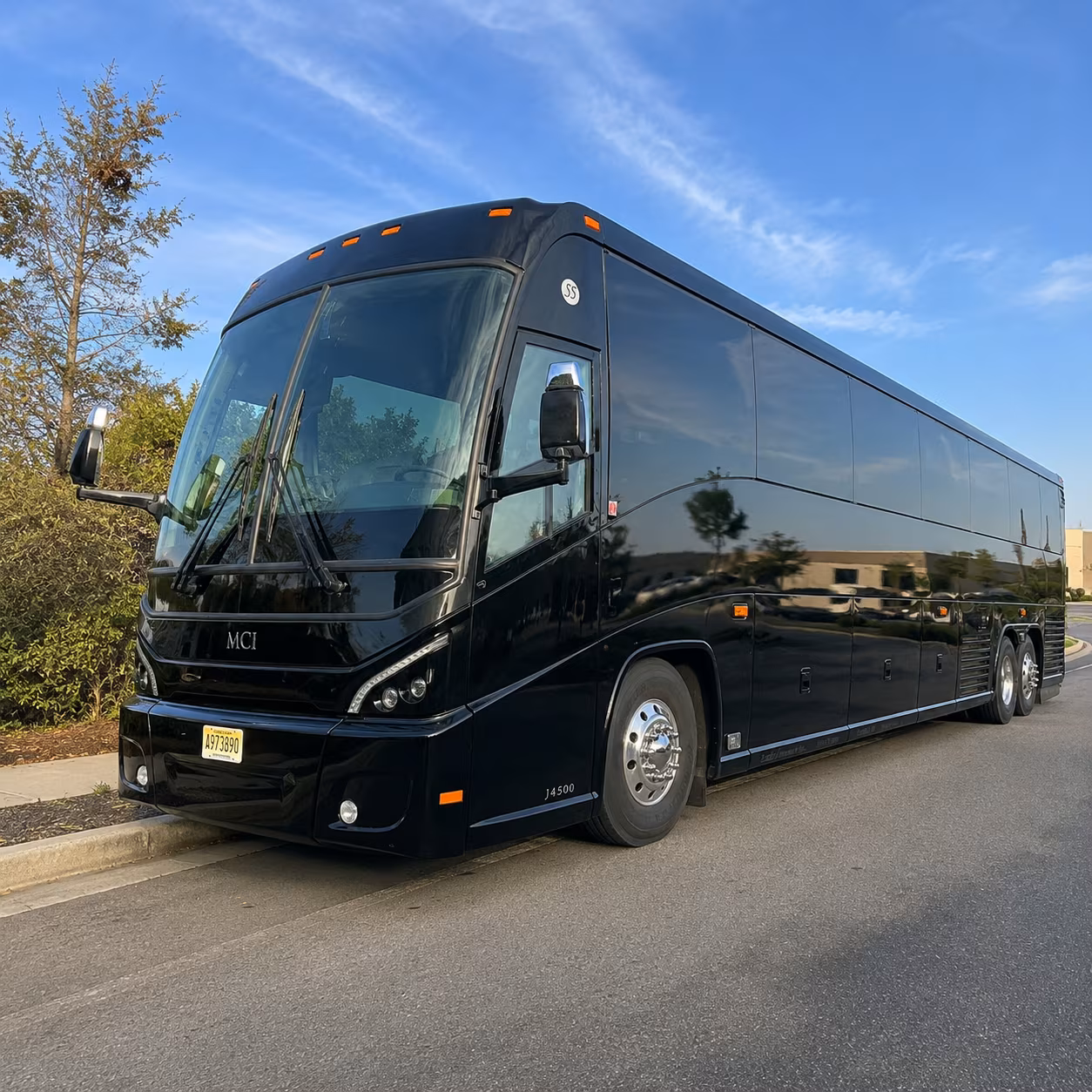 long distance bus rentals from mobile to nashville